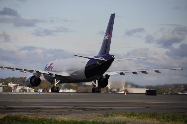 Airbus A300F4-600 (N651FE)