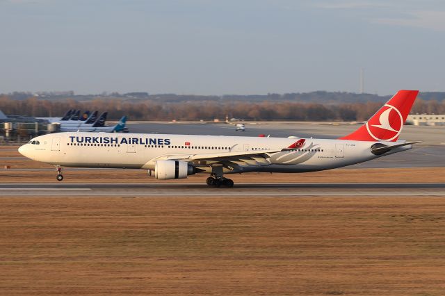 Airbus A330-300 (TC-JNZ)