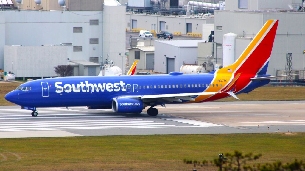 Boeing 737-800 (N8307K) - Off to RSW as WN933