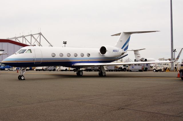 Gulfstream Aerospace Gulfstream IV (N883LS) - 1st photo ever uploaded of N883LS on FlightAware.Com -Las Vegas Sands