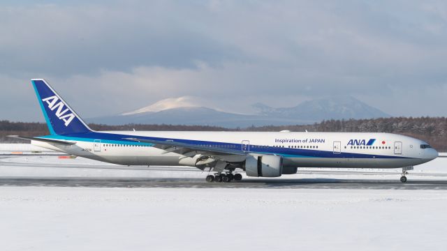 BOEING 777-300 (JA755A) - All Nippon Airways [NH/ANA] / Boeing 777-381br /Jan.07.2018 New Chitose Airport [CTS/RJCC] JAPAN