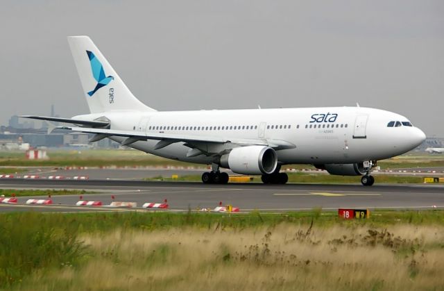 Airbus A310 (CS-TKM)