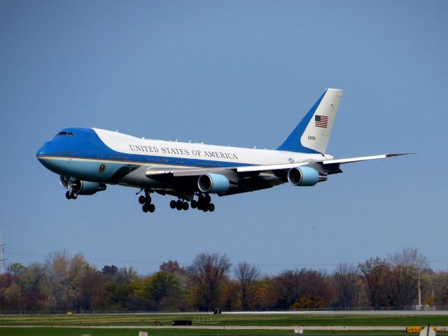 Boeing 747-200 (N29000)