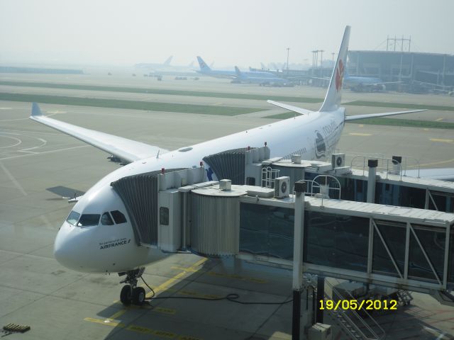 Airbus A330-200 (SB701) - transit airport Inchéon  06h10