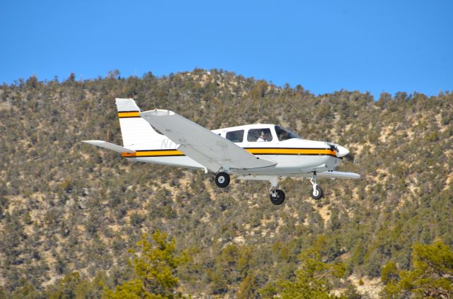 Piper Cherokee Arrow (N777VP)