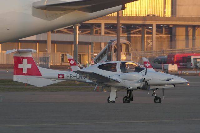 Diamond Twin Star (HB-LMA) - At sunset on 5th Feb 2024: New aircraft for «European Flight Academy» in Swiss livery.