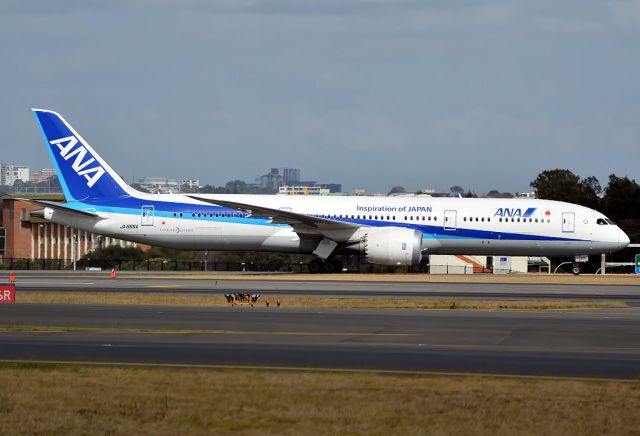 Boeing 787-9 Dreamliner (JA886A)