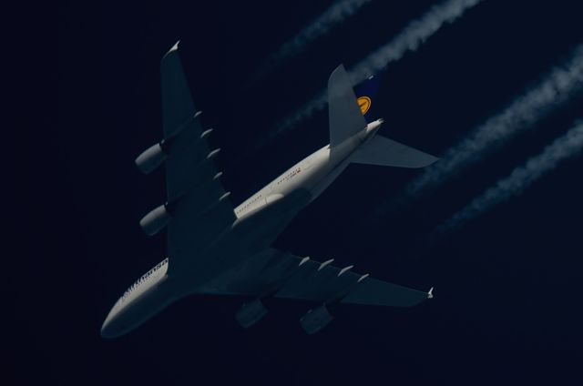 Airbus A380-800 (D-AIMM) - 13-10-2015.br /Lufthansa Airbus A380-800br /D-AIMM passes overhead West Lancashire,England,UK at 36,000ft working route DLH400 Frankfurt-JFK.