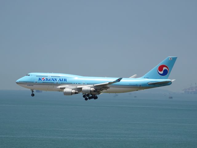 Boeing 747-400 (HL7404)