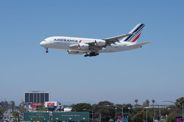 Airbus A380-800 (F-JPHA)