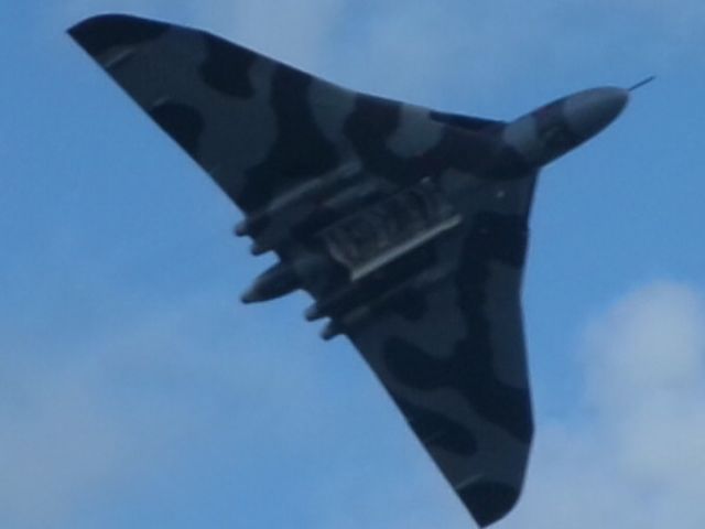 XH558 —