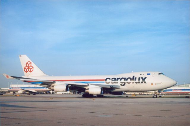 Boeing 747-400 —