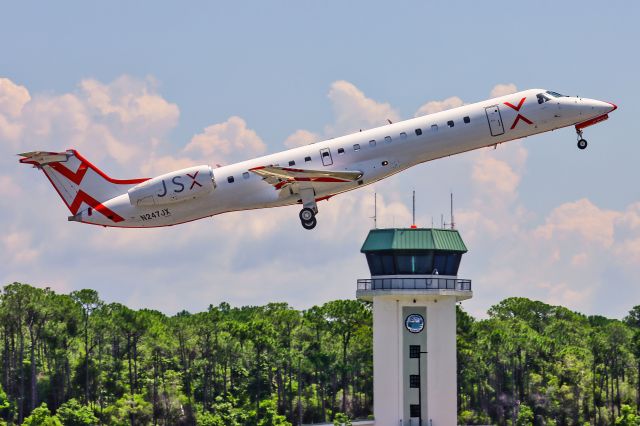 Embraer ERJ-145 (N247JX) - Embraer EMB-145LR