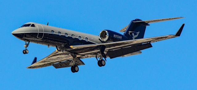 Gulfstream Aerospace Gulfstream IV (N313AR) - N313AR 1997 GULFSTREAM AEROSPACE G-IV s/n 1317 - Las Vegas - Harry Reid International Airport KLASbr /USA - Nevada May 13, 2022br /Photo: Tomás Del Coro