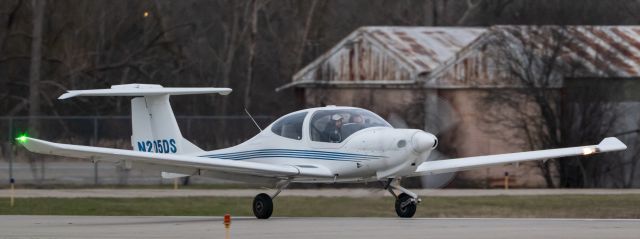 Diamond Star (N205DS)