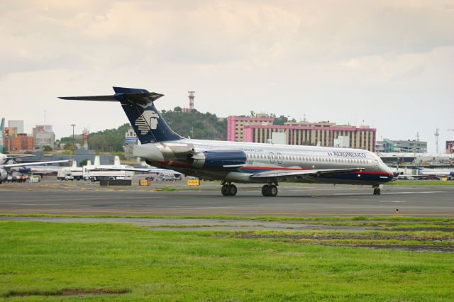 McDonnell Douglas MD-87 (XA-TPM)