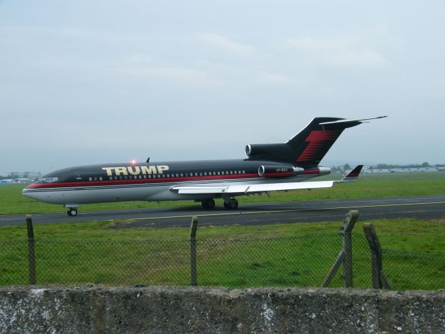 Boeing 727-100 (VP-BDJ)