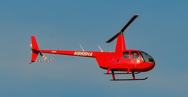 Robinson R-44 (N888HA) - N888HA Robinson R44 Raven II s/n 11032 - North Las Vegas Airport  KVGT, VGTbr /Photo: Tomás Del Corobr /February 5, 2022