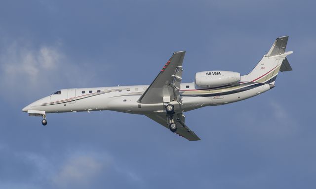 Embraer ERJ-135 (N548M) - Runway 20R arrival @KDPA.