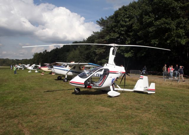 — — - brasschaat flying festival 2