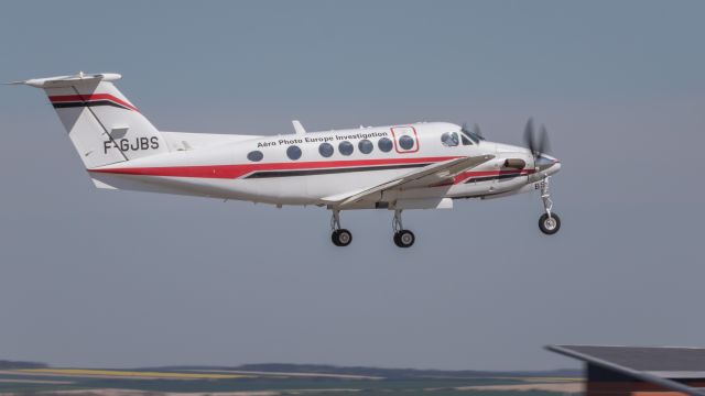 Beechcraft Super King Air 200 (F-GJBS)