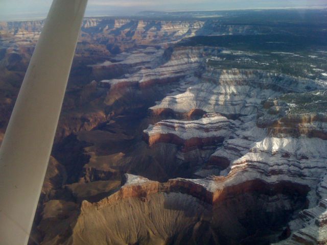Cessna Skylane (N2788G) - Grand Canyon early snow