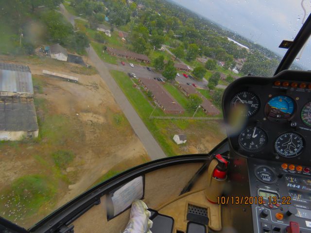 Robinson R-44 (N41351)
