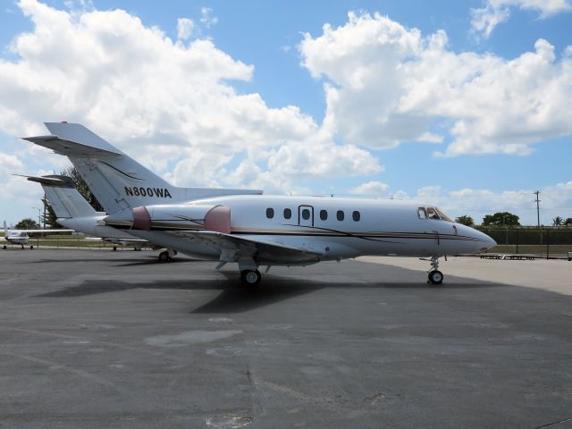 Hawker 800 (N800WA) - A very nice business jet with a stand up cabin.