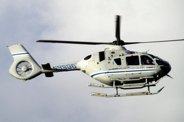 Eurocopter EC-635 (N9906)