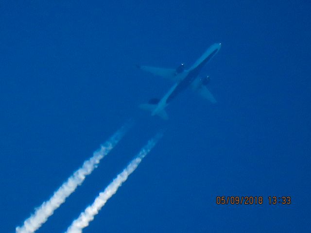 Boeing 757-200 (N721TW)