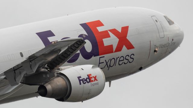 McDonnell Douglas DC-10 (N383FE) - Closeup of FedEx DC10 climbing out of RWY 10L