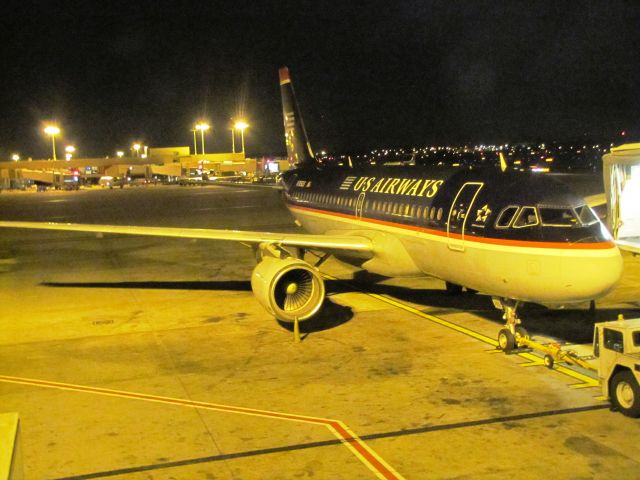 Airbus A319 (N765US)