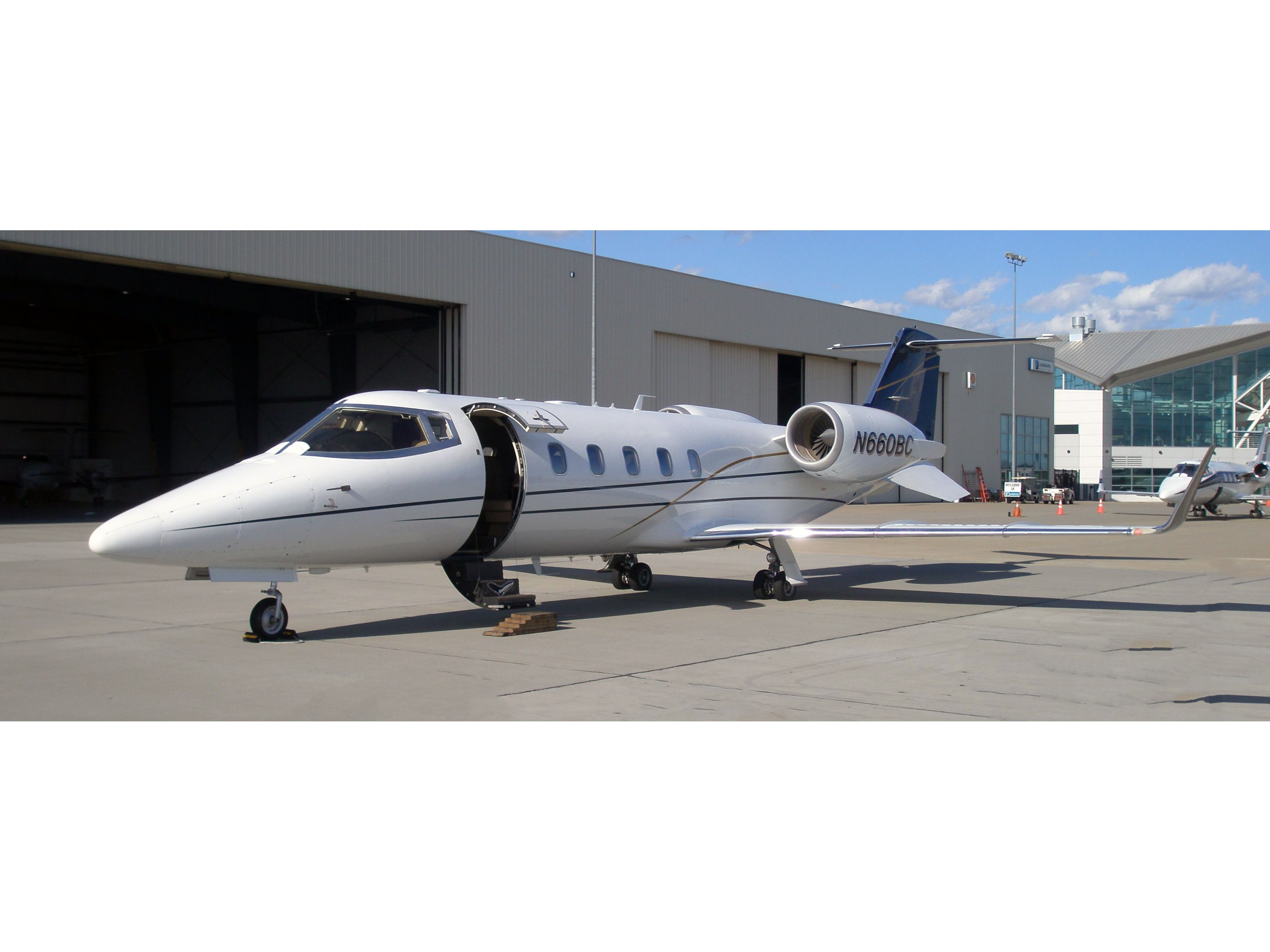 Learjet 60 (N660BC) - Raw photo courtesy of LEARJETMIAMI - thank you!