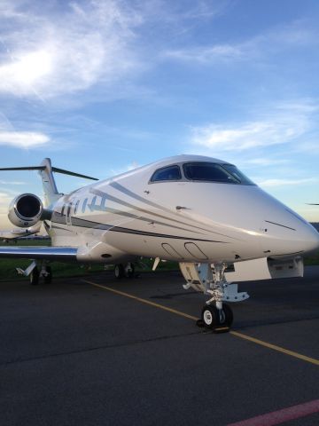 Bombardier Challenger 300 (N377DP)