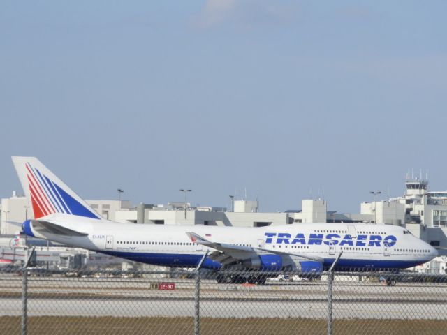 Boeing 747-400 (EI-XLM)