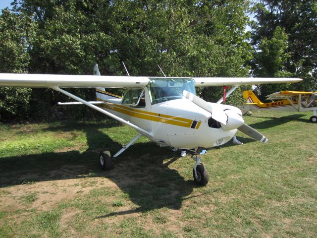 Cessna 152 (C-GPOO) - Cessna 152 at an ultra light fly-in at an airfield near Kingston