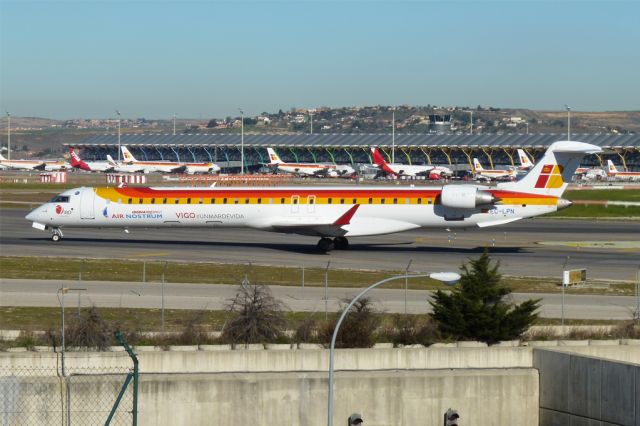 BOMBARDIER Regional Jet CRJ-1000 (EC-LPN)