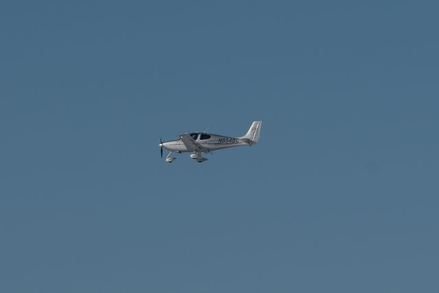 Cirrus SR-22 (N854BC)