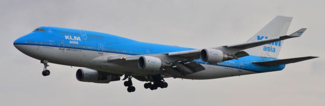 Boeing 747-400 (PH-BFM)