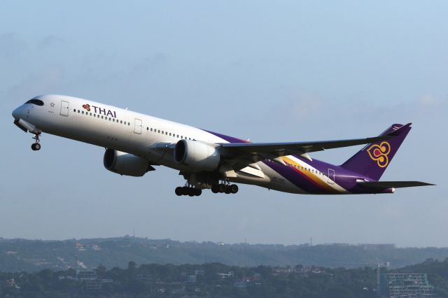 Airbus A350-900 (HS-THO)