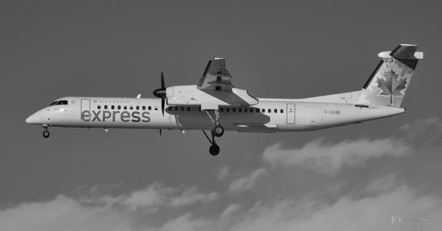 de Havilland Dash 8-400 (C-GGMI)