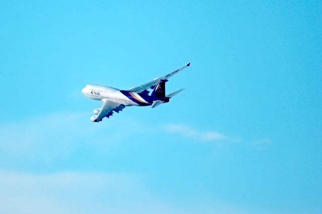 Boeing 747-200 (HS-TGF)