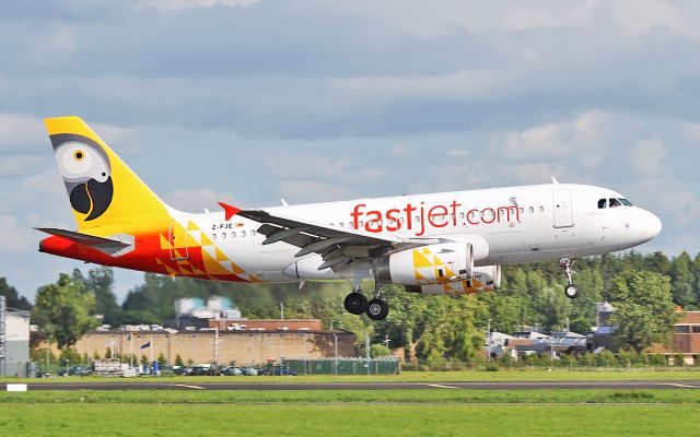 Airbus A319 (Z-FJE) - fastjet zimbabwe a319-131 z-fje about to land at shannon from alexandria egypt before going to kemble for scrap 2/6/17.