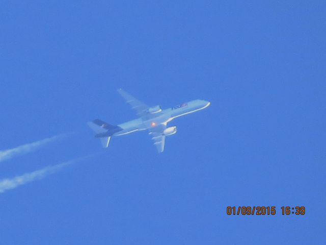 Boeing 757-200 (N958FD) - FedEx flight 542 from MEM to ICT over Southeastern Kansas at 36,000 feet.