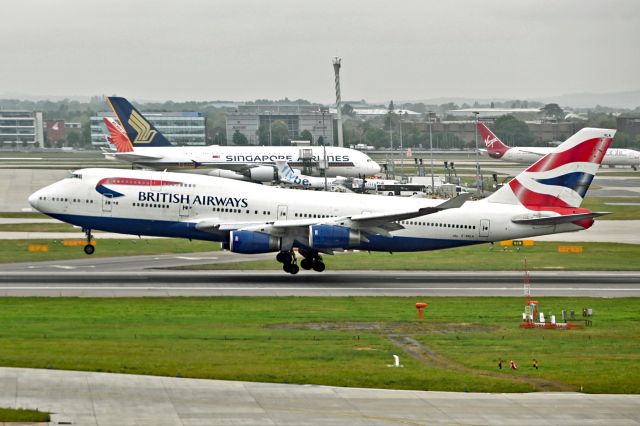 Boeing 747-400 (G-BNLN)