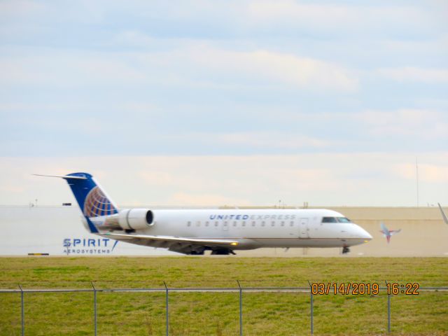 Canadair Regional Jet CRJ-200 (N986SW)