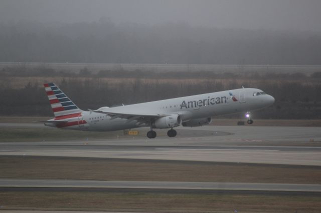 Airbus A321 (N553UW) - Feb. 24, 2022