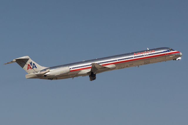 McDonnell Douglas MD-82 (N7514A)