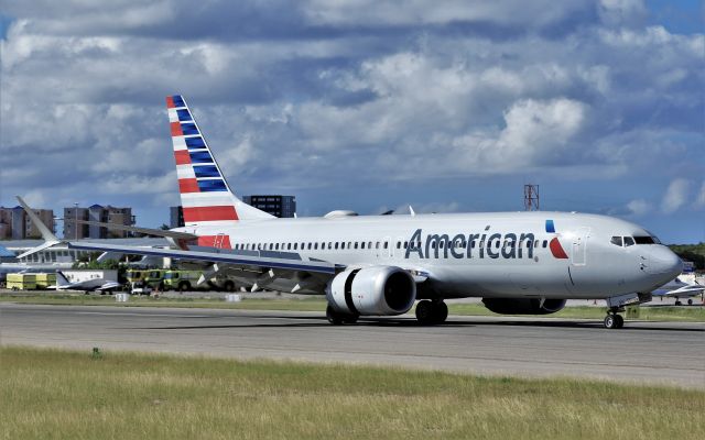 Boeing 737 MAX 8 (N378SC)