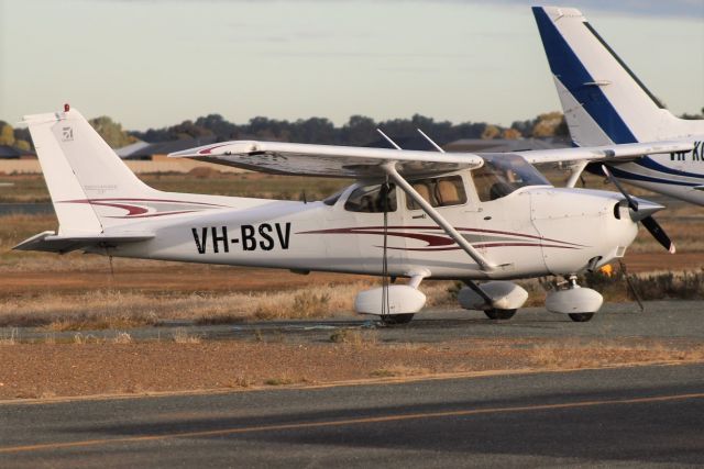 Cessna Skyhawk (VH-BSV)